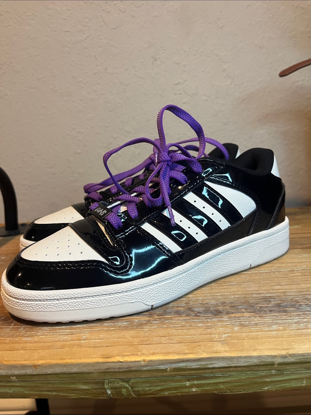 NWOB adidas Women's Break Start Shoe in patent leather size 5